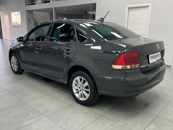 Volkswagen Polo V Рестайлинг с пробегом 2018 года, цена 820 000 рублей, 216983 км, седан, Автокод Объявления