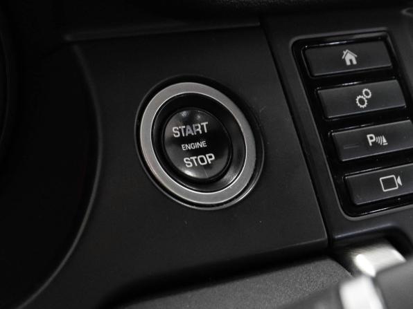 Land Rover Discovery Sport I с пробегом 2018 года, цена 2 130 000 рублей, 210895 км, внедорожник, Автокод Объявления