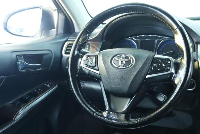 Toyota Camry VII (XV50) Рестайлинг с пробегом 2016 года, цена 1 879 000 рублей, 175000 км, седан, Автокод Объявления