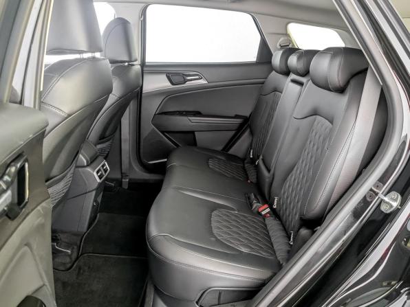 Kia Sportage V с пробегом 2023 года, цена 3 685 000 рублей, 43832 км, внедорожник, Автокод Объявления
