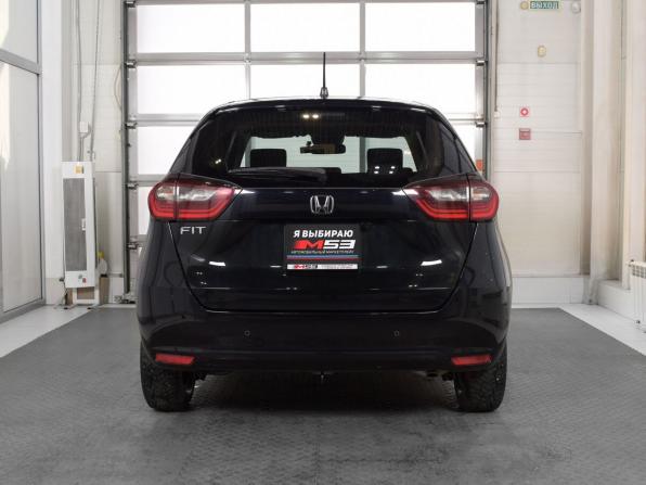 Honda Fit IV с пробегом 2022 года, цена 1 299 995 рублей, 88467 км, хэтчбек, Автокод Объявления