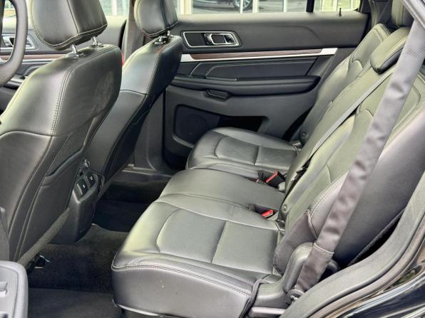 Ford Explorer V Рестайлинг с пробегом 2017 года, цена 2 315 000 рублей, 220288 км, внедорожник, Автокод Объявления