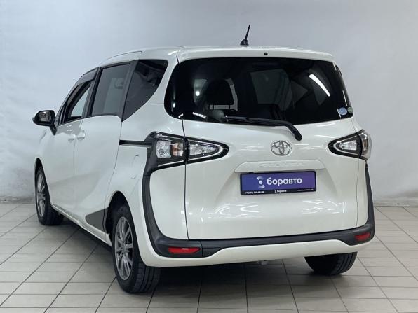 Toyota Sienta II Рестайлинг с пробегом 2019 года, цена 1 470 000 рублей, 122963 км, компактвэн, Автокод Объявления