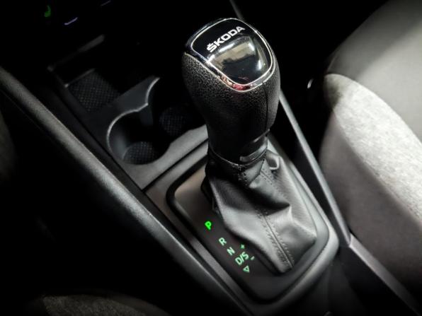 Skoda Rapid II с пробегом 2021 года, цена 1 225 000 рублей, 171122 км, лифтбек, Автокод Объявления