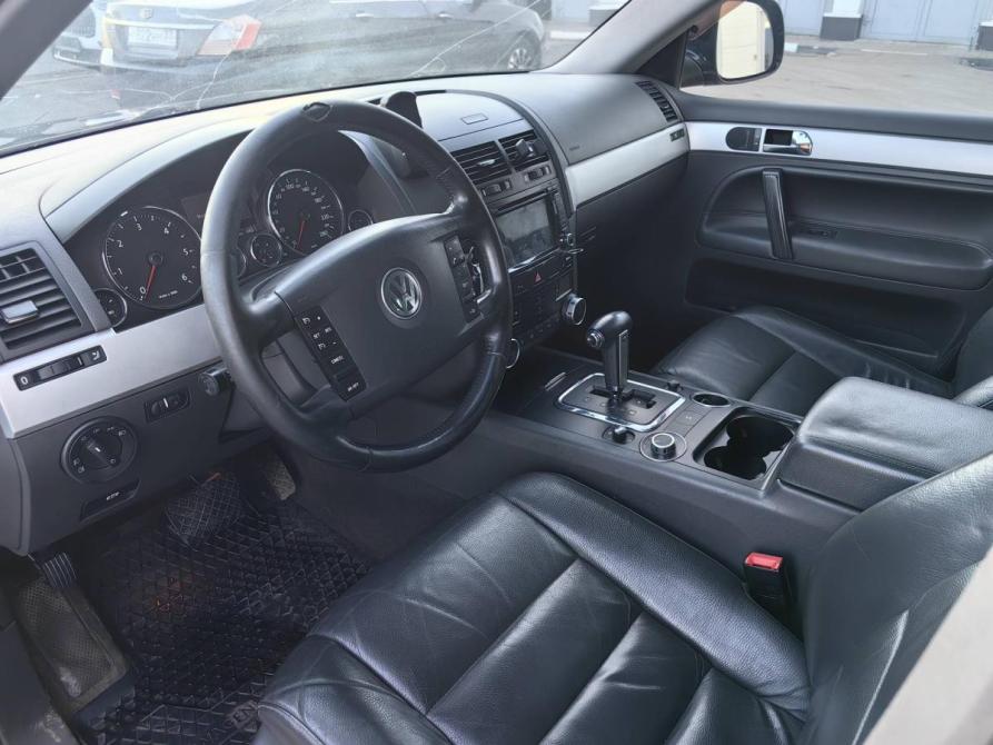Volkswagen Touareg I Рестайлинг Москва  - изображение 10