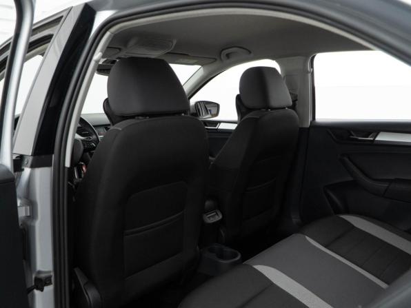 Skoda Rapid I Рестайлинг с пробегом 2018 года, цена 1 437 050 рублей, 63192 км, лифтбек, Автокод Объявления