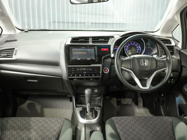 Honda Fit III с пробегом 2016 года, цена 950 000 рублей, 122000 км, хэтчбек, Автокод Объявления