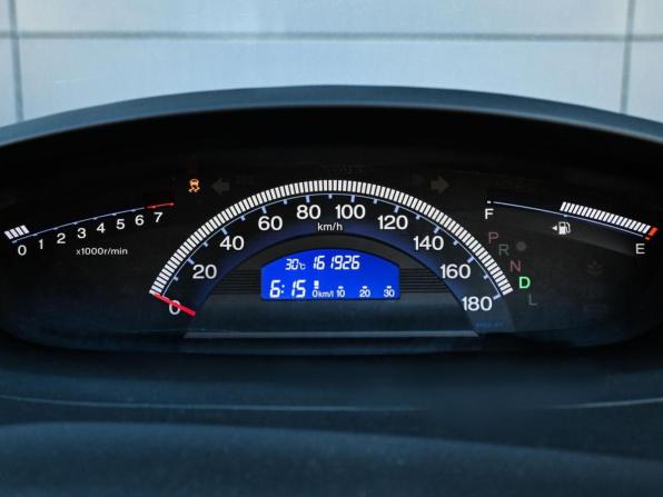 Honda Freed I Рестайлинг 2 с пробегом 2015 года, цена 1 099 000 рублей, 161926 км, компактвэн, Автокод Объявления