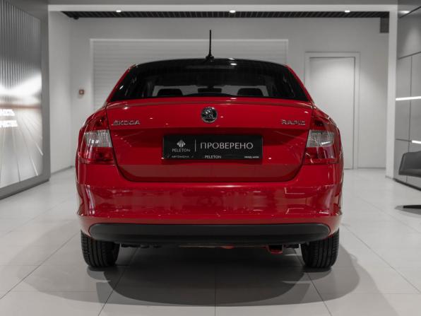 Skoda Rapid I с пробегом 2017 года, цена 1 100 000 рублей, 77628 км, лифтбек, Автокод Объявления
