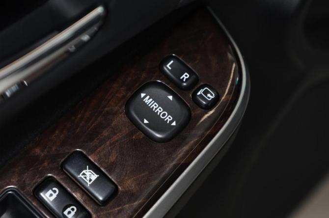 Toyota Camry VII (XV50) Рестайлинг с пробегом 2016 года, цена 2 149 000 рублей, 220000 км, седан, Автокод Объявления