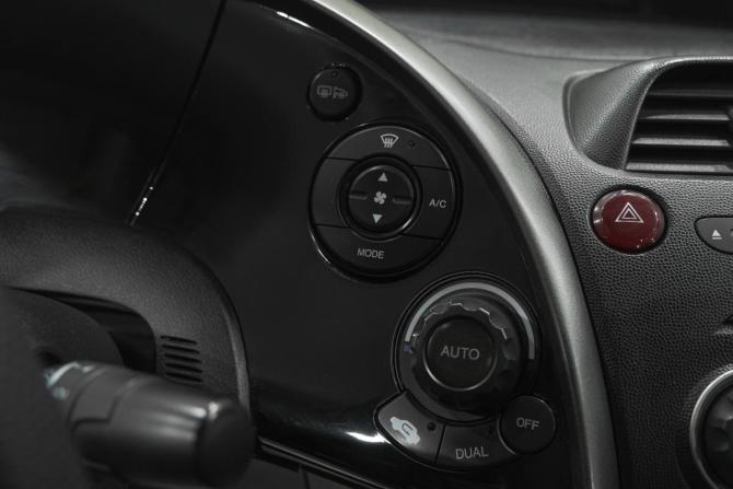 Honda Civic VIII Рестайлинг с пробегом 2008 года, цена 759 000 рублей, 218000 км, хэтчбек, Автокод Объявления