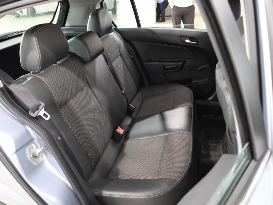 Opel Astra H Рестайлинг Ростов-на-Дону  - изображение 7