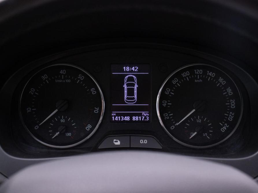 Skoda Rapid I Москва  - изображение 13