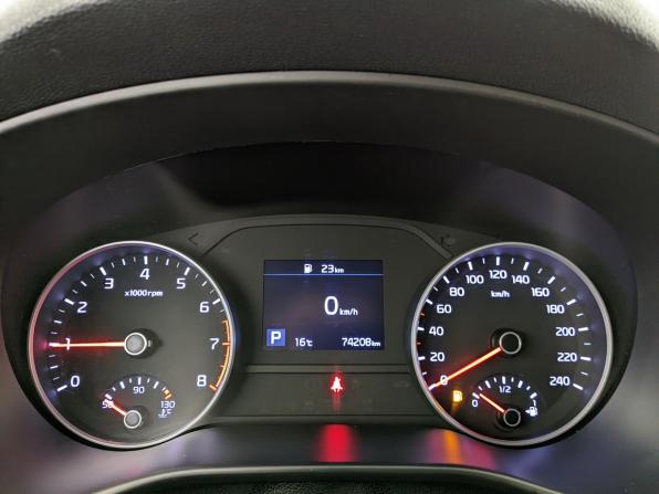 Kia Sportage IV Рестайлинг с пробегом 2021 года, цена 2 550 000 рублей, 74102 км, внедорожник, Автокод Объявления