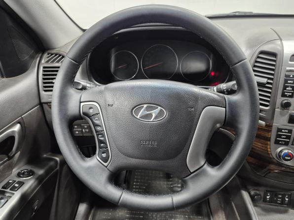 Hyundai Santa Fe II Рестайлинг с пробегом 2010 года, цена 1 310 000 рублей, 321328 км, внедорожник, Автокод Объявления
