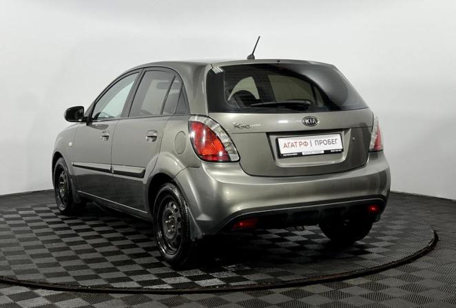 Kia Rio II Рестайлинг с пробегом 2010 года, цена 670 000 рублей, 86288 км, хэтчбек, Автокод Объявления
