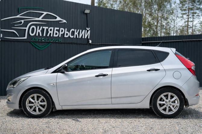 Hyundai Solaris I Рестайлинг с пробегом 2015 года, цена 899 000 рублей, 90000 км, хэтчбек, Автокод Объявления