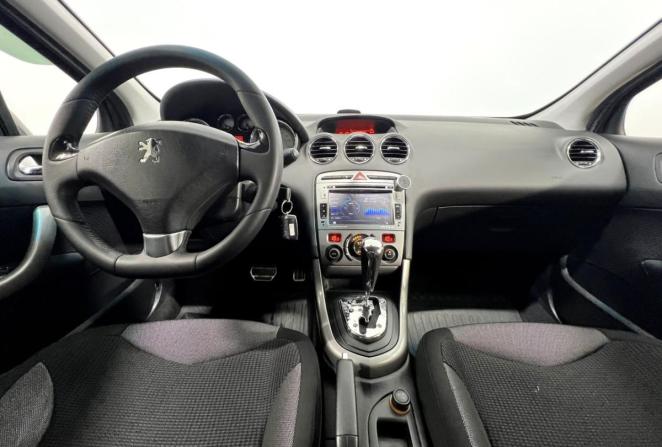 Peugeot 308 I с пробегом 2009 года, цена 550 000 рублей, 224463 км, хэтчбек, Автокод Объявления