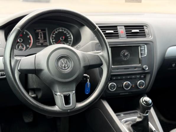Volkswagen Jetta VI с пробегом 2012 года, цена 1 150 000 рублей, 91605 км, седан, Автокод Объявления