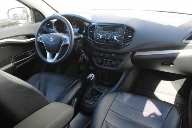 Lada (ВАЗ) Vesta I с пробегом 2019 года, цена 825 000 рублей, 82000 км, седан, Автокод Объявления