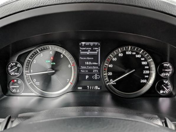 Lexus LX III Рестайлинг 2 с пробегом 2017 года, цена 8 645 000 рублей, 71119 км, внедорожник, Автокод Объявления