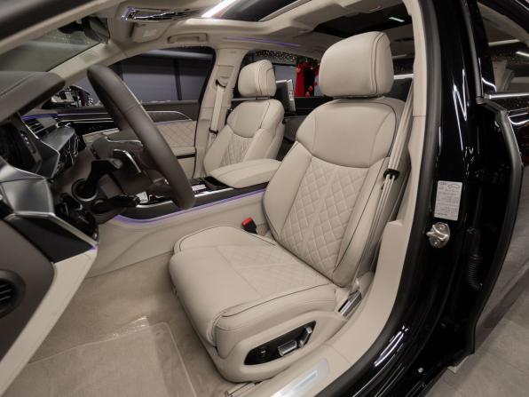 Audi A8 IV (D5) Рестайлинг с пробегом 2025 года, цена 28 500 000 рублей, 66 км, седан, Автокод Объявления
