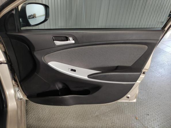 Hyundai Solaris I с пробегом 2011 года, цена 690 000 рублей, 205117 км, седан, Автокод Объявления
