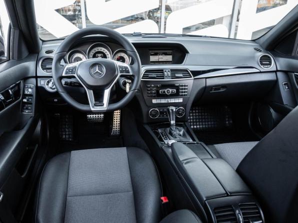 Mercedes-Benz C-Класс III (W204) Рестайлинг с пробегом 2012 года, цена 1 306 000 рублей, 273000 км, седан, Автокод Объявления