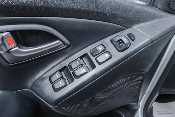Hyundai ix35 I Рестайлинг с пробегом 2013 года, цена 1 399 000 рублей, 162600 км, внедорожник, Автокод Объявления
