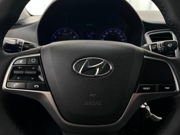 Hyundai Solaris II Рестайлинг с пробегом 2020 года, цена 1 320 000 рублей, 122780 км, седан, Автокод Объявления