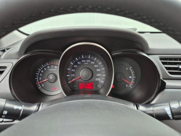 Kia Rio III Рестайлинг с пробегом 2015 года, цена 895 000 рублей, 173387 км, седан, Автокод Объявления