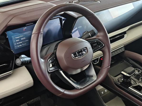 Geely Monjaro I с пробегом 2023 года, цена 3 208 000 рублей, 48500 км, внедорожник, Автокод Объявления