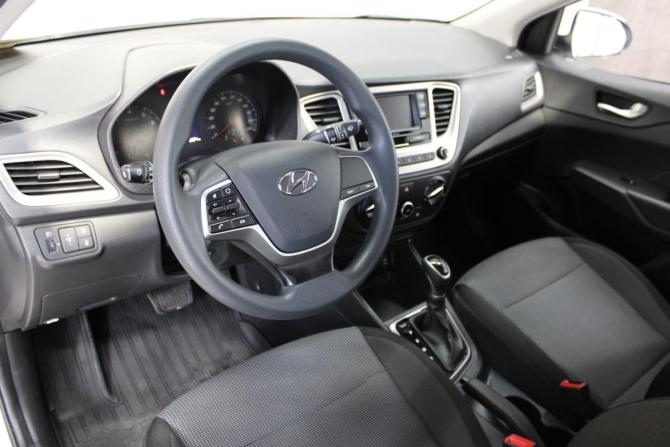 Hyundai Solaris II Рестайлинг с пробегом 2021 года, цена 1 745 000 рублей, 46324 км, седан, Автокод Объявления