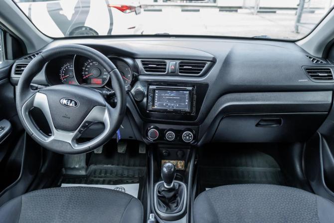 Kia Rio III Рестайлинг с пробегом 2017 года, цена 778 000 рублей, 105253 км, седан, Автокод Объявления