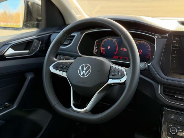 Volkswagen Tharu XR с пробегом 2026 года, цена 2 890 000 рублей, 25 км, внедорожник, Автокод Объявления