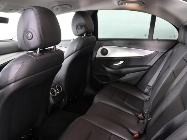 Mercedes-Benz E-Класс V (W213 S213 C238) с пробегом 2020 года, цена 3 270 000 рублей, 53537 км, седан, Автокод Объявления