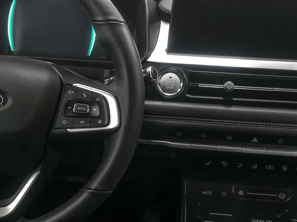 Xcite X-Cross 7 с пробегом 2024 года, цена 2 009 990 рублей, 33000 км, внедорожник, Автокод Объявления