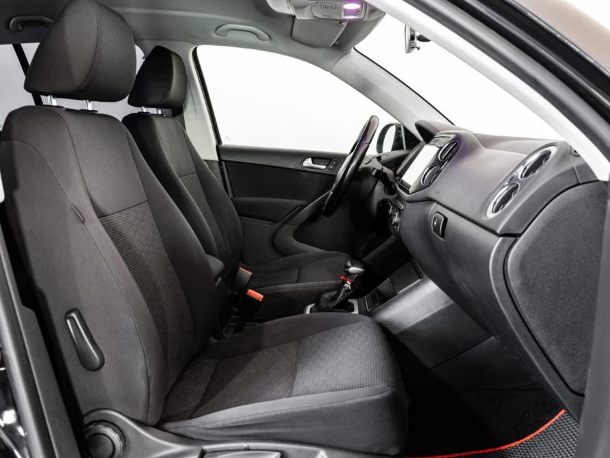 Volkswagen Tiguan I Рестайлинг Санкт-Петербург  - изображение 20