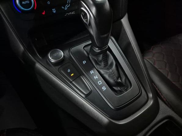 Ford Focus III Рестайлинг с пробегом 2016 года, цена 970 000 рублей, 185290 км, седан, Автокод Объявления