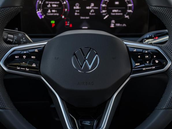 Volkswagen Tiguan III (China Market) с пробегом 2025 года, цена 4 678 000 рублей, 6961 км, внедорожник, Автокод Объявления