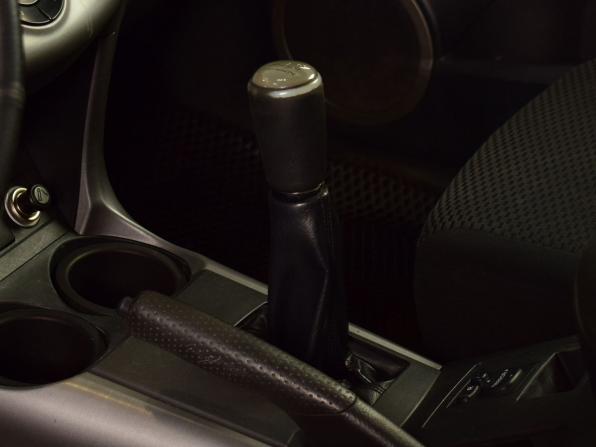 Toyota RAV4 III (XA30) с пробегом 2007 года, цена 895 999 рублей, 317487 км, внедорожник, Автокод Объявления