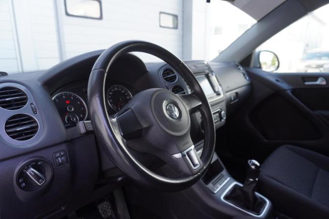 Volkswagen Tiguan I Рестайлинг с пробегом 2013 года, цена 1 375 000 рублей, 82579 км, внедорожник, Автокод Объявления