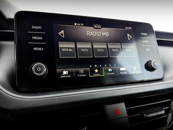 Skoda Rapid II с пробегом 2021 года, цена 1 820 000 рублей, 66516 км, лифтбек, Автокод Объявления