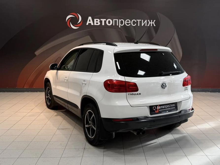 Volkswagen Tiguan I Рестайлинг Сургут  - изображение 7