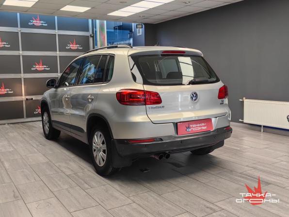 Volkswagen Tiguan I Рестайлинг с пробегом 2011 года, цена 1 058 000 рублей, 121000 км, внедорожник, Автокод Объявления