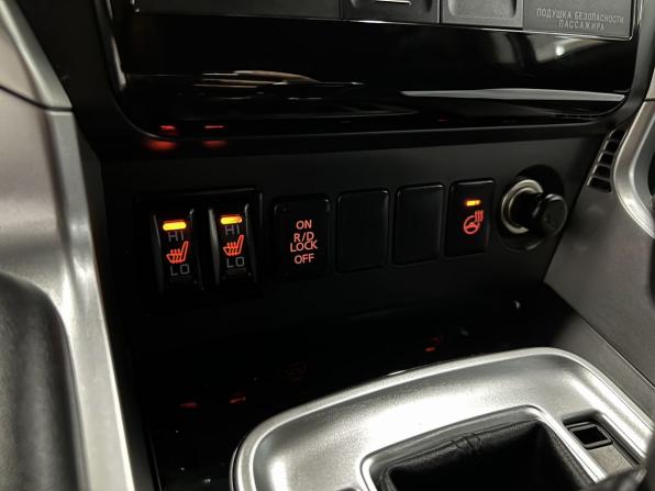 Mitsubishi Pajero Sport III с пробегом 2018 года, цена 2 995 000 рублей, 184211 км, внедорожник, Автокод Объявления