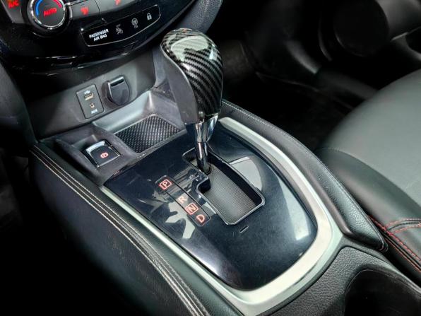 Nissan Qashqai II с пробегом 2014 года, цена 1 165 000 рублей, 210800 км, внедорожник, Автокод Объявления