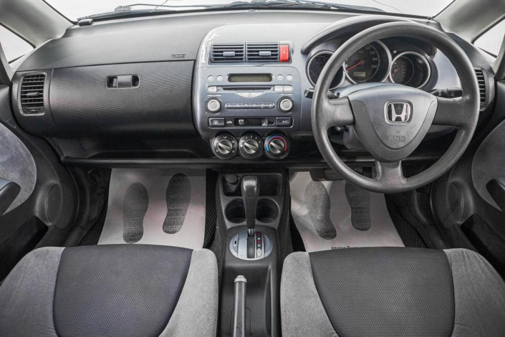 Honda Fit I Барнаул  - изображение 8