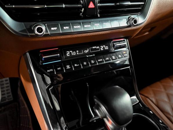 Kia Mohave I Рестайлинг 2 с пробегом 2022 года, цена 5 350 000 рублей, 94194 км, внедорожник, Автокод Объявления
