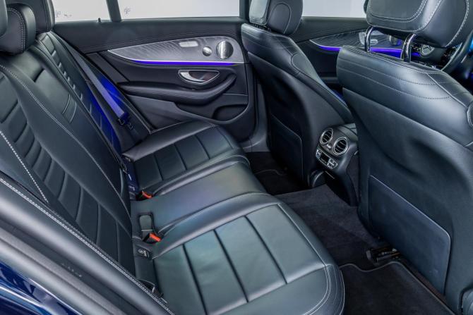 Mercedes-Benz E-Класс V (W213 S213 C238) Рестайлинг с пробегом 2021 года, цена 5 600 000 рублей, 64342 км, седан, Автокод Объявления